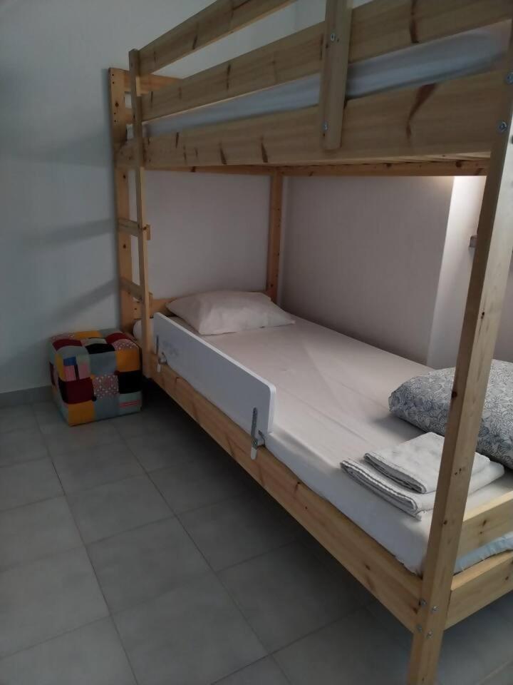 Ip5 Chivas Beach House Ferrel  Dış mekan fotoğraf